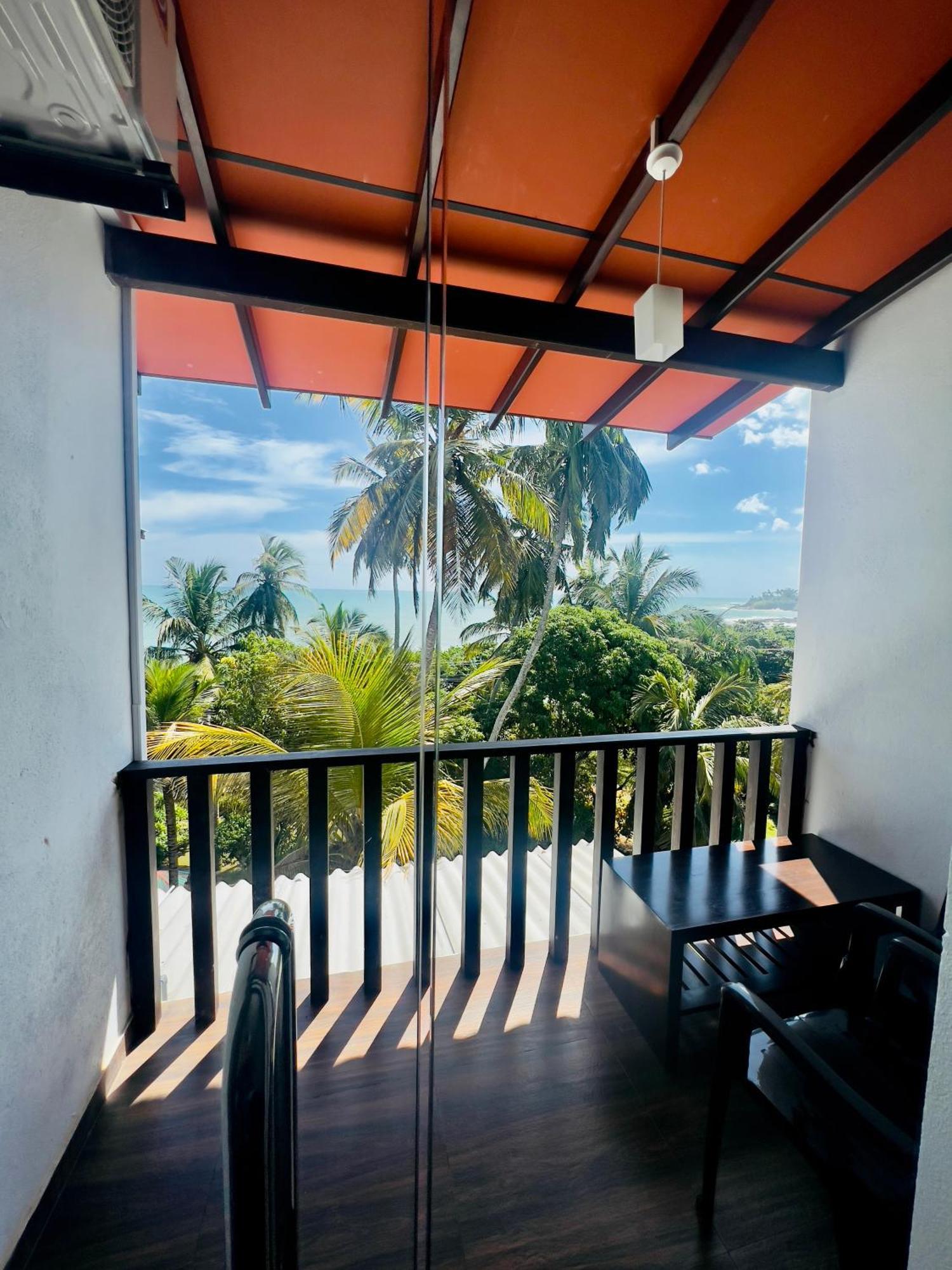 Sea View Tourist Inn Tangalle Exterior foto