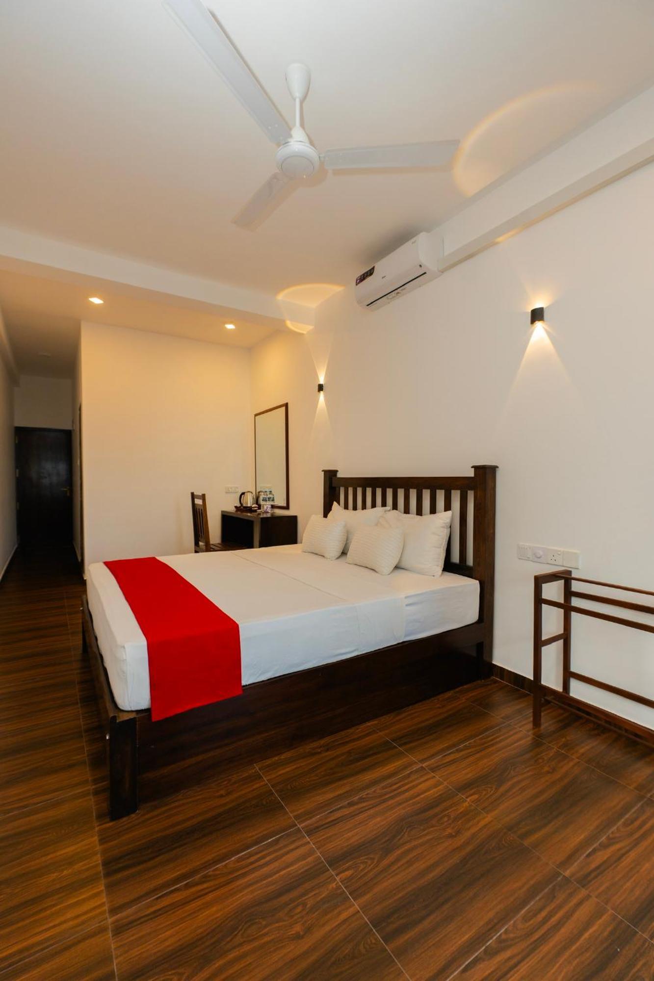 Sea View Tourist Inn Tangalle Exterior foto
